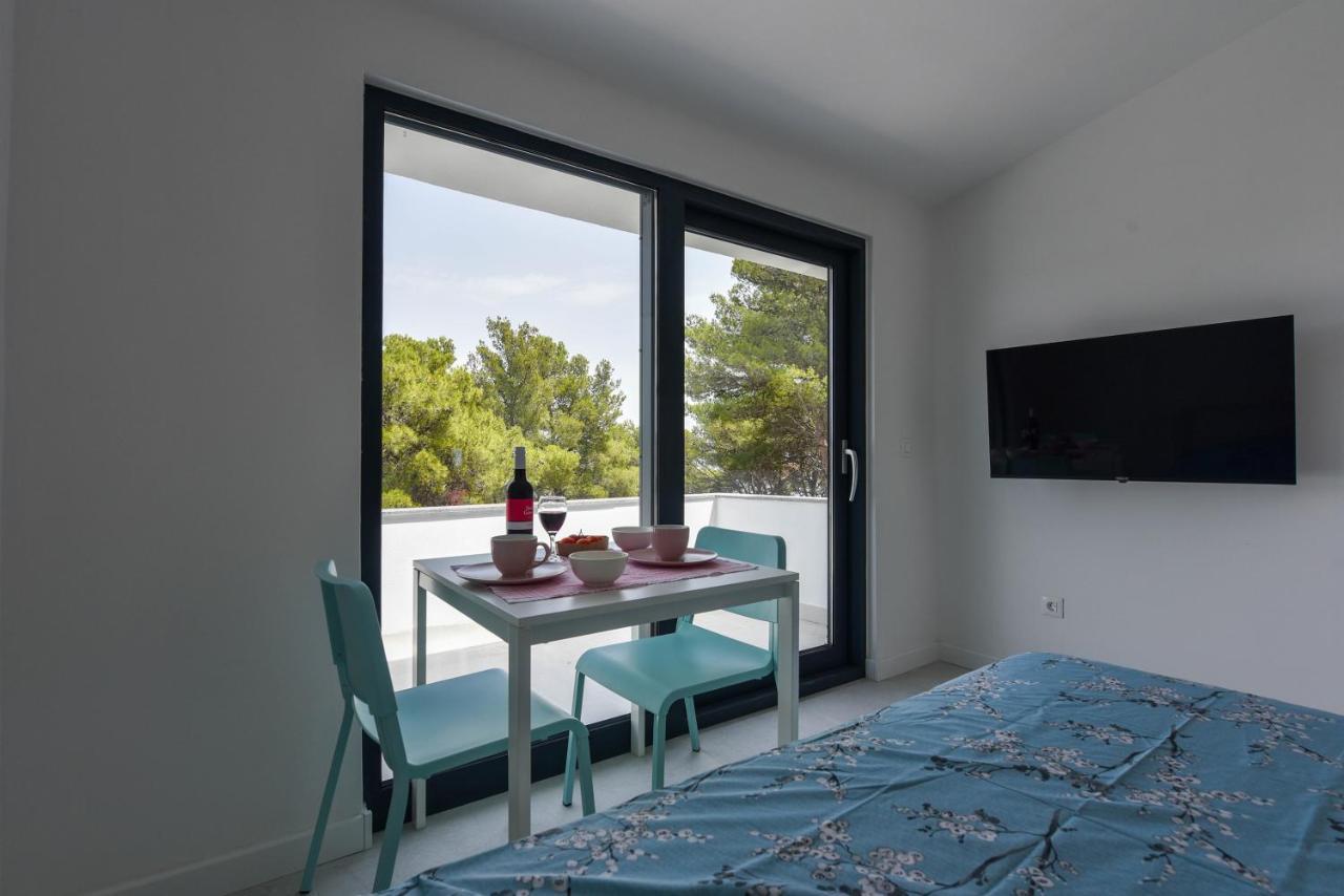 Lazaneo Seafront Apartments, Jelsa Hvar Jelsa (Hvar) Exterior foto