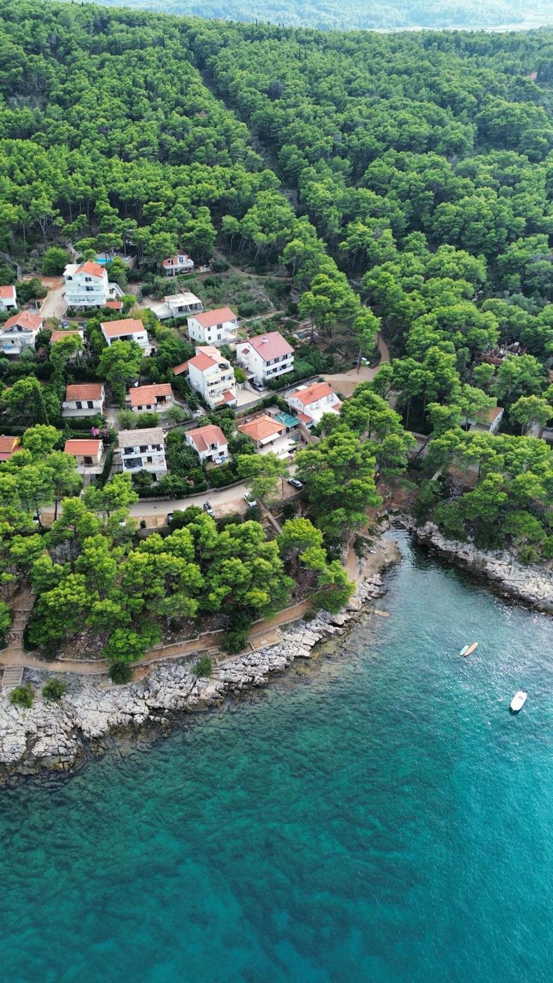Lazaneo Seafront Apartments, Jelsa Hvar Jelsa (Hvar) Exterior foto